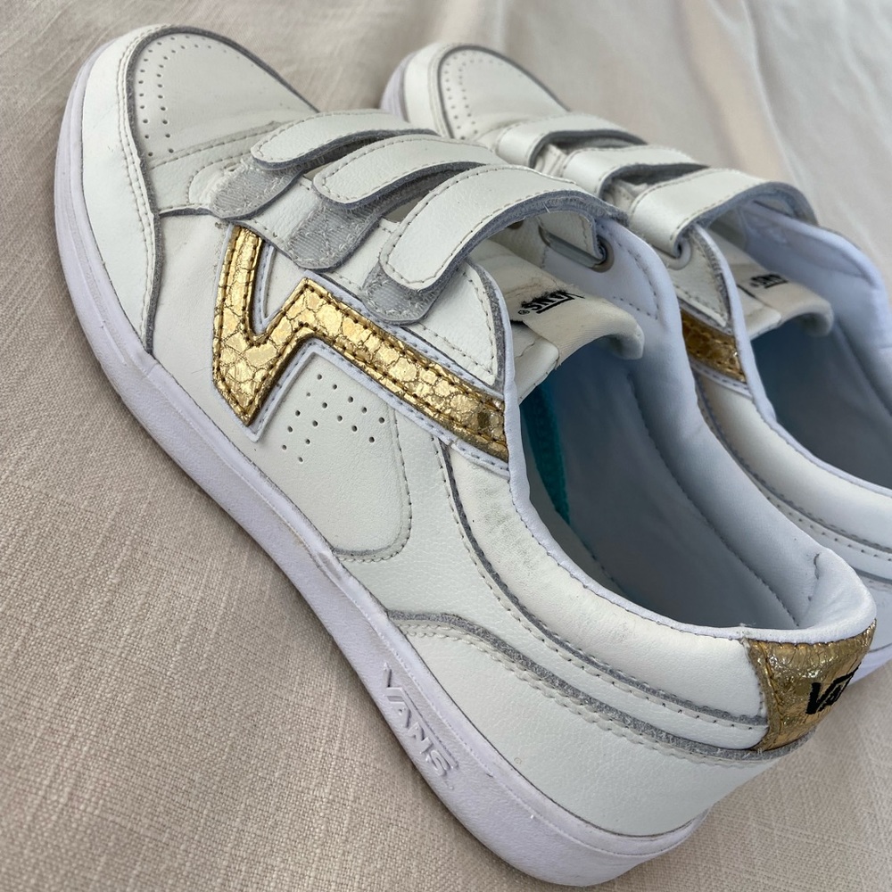 Lowland CC Marshmallow/Gold Vans